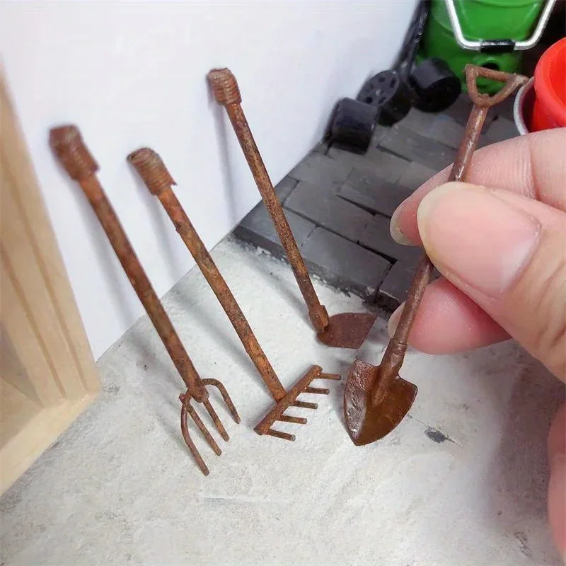 Gardening Tools Toys - زينات حديقة مصغرة ، مشغولات معدنية